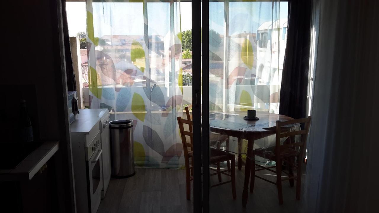 2 Pieces - Et Terrasse Veranda - Grau Du Roi - * Le Grau-du-Roi